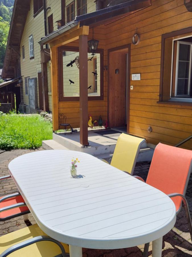 Chalet Am Fels Innertkirchen Exteriör bild
